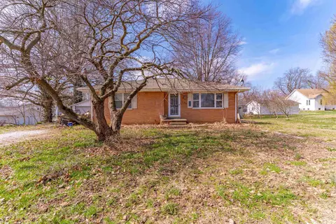 10352 Gum St, Cynthiana, IN 47612