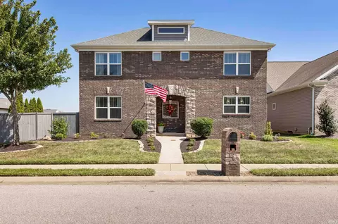 15333 Reading Dr, Evansville, IN 47725