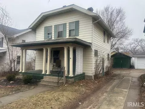 1141 Milton St, South Bend, IN 46613