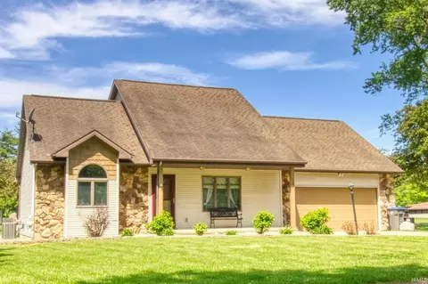 131 Ems C29a Ln, Warsaw, IN 46582