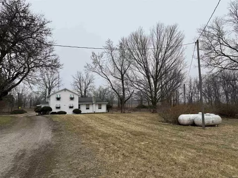 Exterior - 5520 E 475 N, Howe, IN 46746 photo 6 of 10