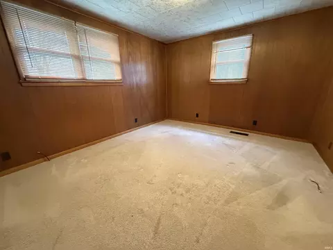 Bedroom - 5520 E 475 N, Howe, IN 46746 photo 1 of 2