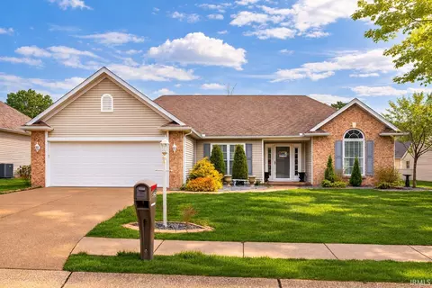 3748 Collingswood Dr, Evansville, IN 47725