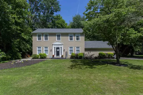 50922 Briarwood Ct, Granger, IN 46530