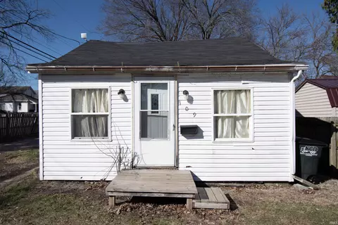 109 E Factory St, Lagrange, IN 46761
