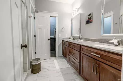 Bath - 1370 S Smith Rd, Bloomington, IN 47401 photo 2 of 5