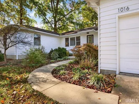 Exterior - 1016 S Mitchell St, Bloomington, IN 47401 photo 1 of 7