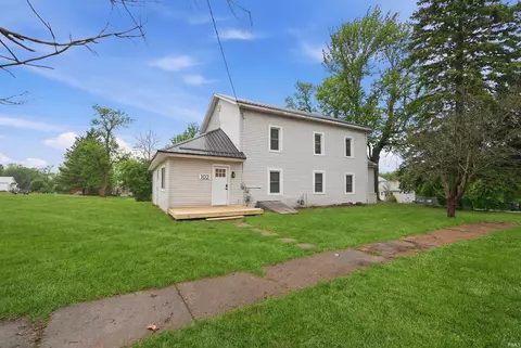 102 Martin St, Rome City, IN 46784
