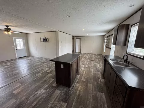 9123 E Pine Rd, Bloomfield, IN 47424 photo 9
