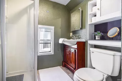 Bath - 226 W 3rd St, Peru, IN 46970 photo 2 of 2
