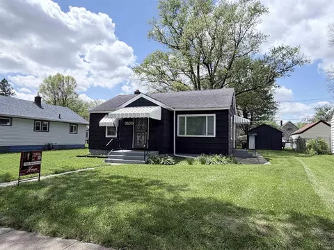 3530 Robinwood Dr, Fort Wayne, IN 46806