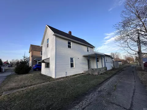 612 N Monroe St, Hartford City, IN 47348