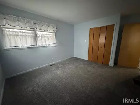 Bedroom - 0920 N 00 Ew, Lagrange, IN 46761 photo 1 of 8