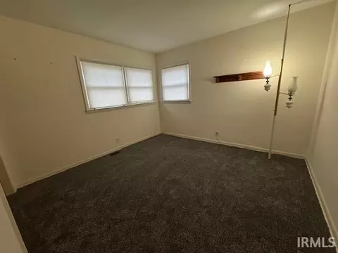 Bedroom - 0920 N 00 Ew, Lagrange, IN 46761 photo 6 of 8