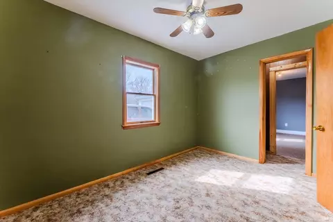 Bedroom - 1886 S 75 E Rd, Wabash, IN 46992 photo 1 of 10