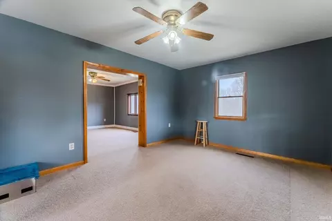 Living - 1886 S 75 E Rd, Wabash, IN 46992 photo 2 of 5