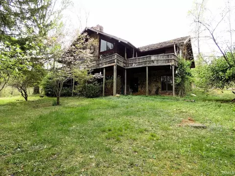 895 Wells Ln, Springville, IN 47462