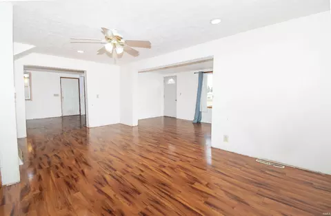 Living - 3465 S 1140 E, Lagrange, IN 46761 photo 3 of 4