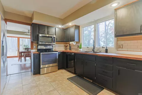 Kitchen - 17066 Hampton Dr, Granger, IN 46530 photo 3 of 3
