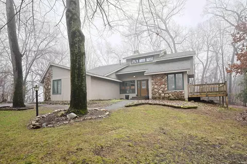 Exterior - 17066 Hampton Dr, Granger, IN 46530 photo 1 of 6