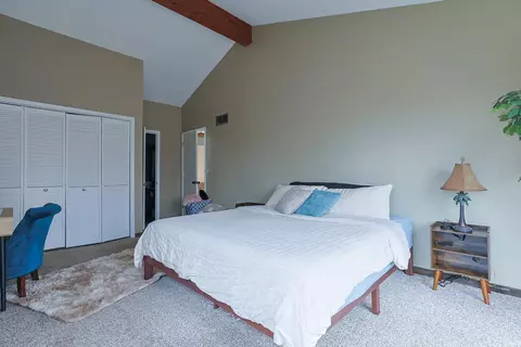 Bedroom - 17066 Hampton Dr, Granger, IN 46530 photo 5 of 5