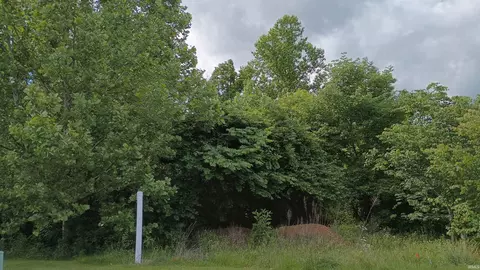 5062 W 5058 W September Dr, Bloomington, IN 47404