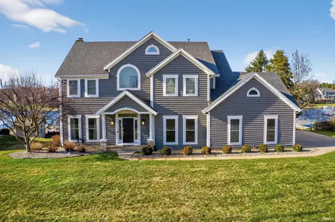 15183 Valentia Dr, Granger, IN 46530