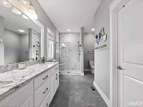 Bath - 4291 S Windmill Ln, Bloomington, IN 47401 photo 1 of 3