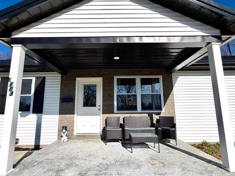 Exterior - 103 E Warren St, Mitchell, IN 47446 photo 6 of 11