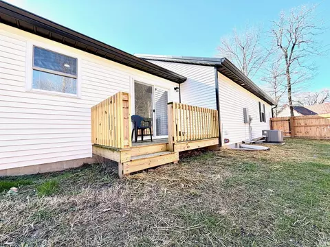 Exterior - 103 E Warren St, Mitchell, IN 47446 photo 8 of 11