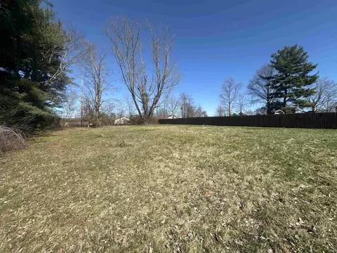 4495 E Janet Dr, Bloomington, IN 47401 photo 3
