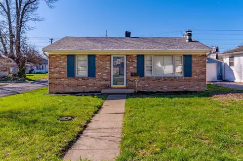 2225 Ravenswood Dr, Evansville, IN 47714
