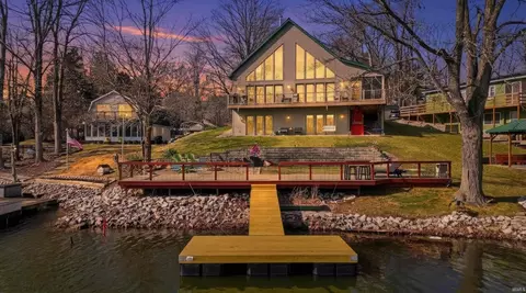 4441 Fields Ln, Terre Haute, IN 47802