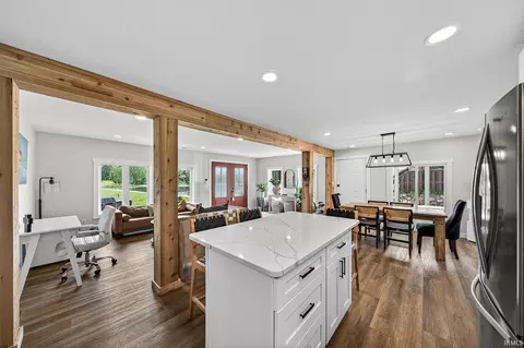 9061 E Hatchery Rd, Syracuse, IN 46567 photo 5
