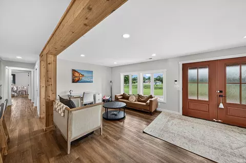 9061 E Hatchery Rd, Syracuse, IN 46567 photo 6