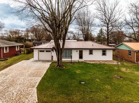 5909 E Robert St, Muncie, IN 47303