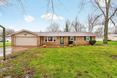 901 Grant St, Frankton, IN 46044