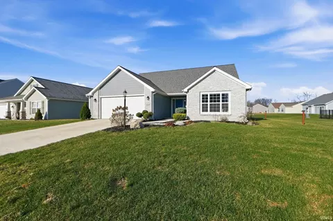 14147 Futura Ct, Fort Wayne, IN 46845