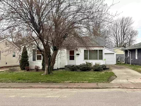 1517 S Saint James Blvd, Evansville, IN 47714