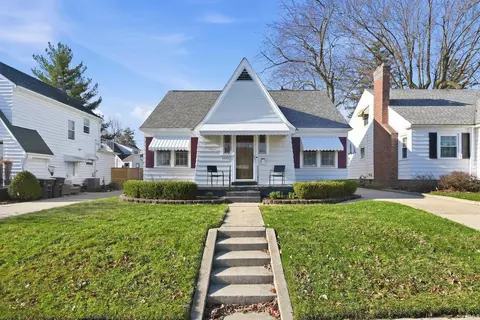 1611 Cherokee Rd, Fort Wayne, IN 46808