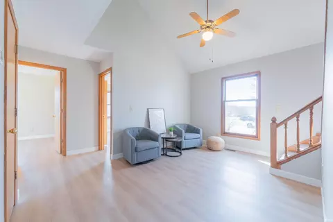 Living - 5904 S Phyllis St, Bloomington, IN 47403 photo 3 of 3