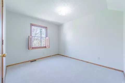 Bedroom - 5904 S Phyllis St, Bloomington, IN 47403 photo 5 of 6