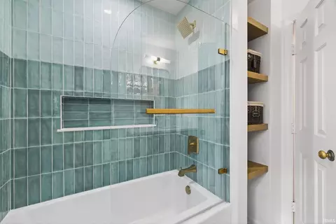 Bath - 2244 E Cape Cod Dr, Bloomington, IN 47401 photo 2 of 5