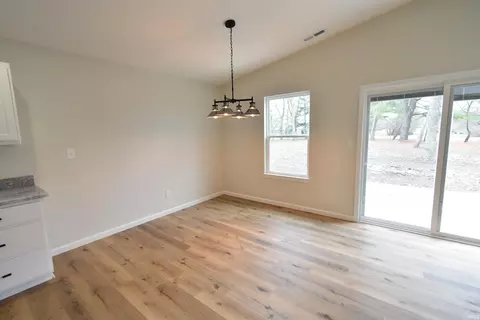 Dining - 994 E 8th St, Fowler, IN 47944 photo 1 of 1