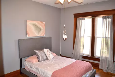 Bedroom - 116 W North St, Delphi, IN 46923 photo 3 of 4