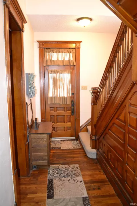 Entry Way - 116 W North St, Delphi, IN 46923 photo 1 of 3
