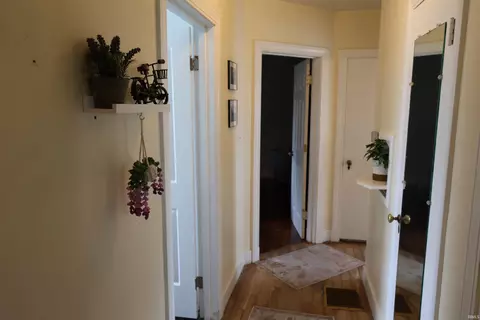 Entry Way - 415 E William St, Washington, IN 47501 photo 1 of 1