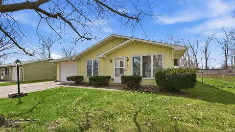 4716 Liggett Dr, Fort Wayne, IN 46809