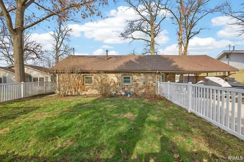 3884 E Forest Lodge Loop, Monticello, IN 47960