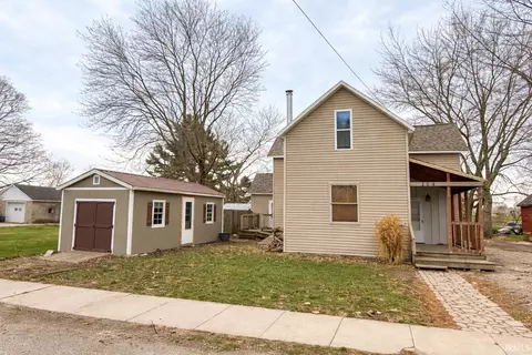 204 Grant St, Royal Center, IN 46978